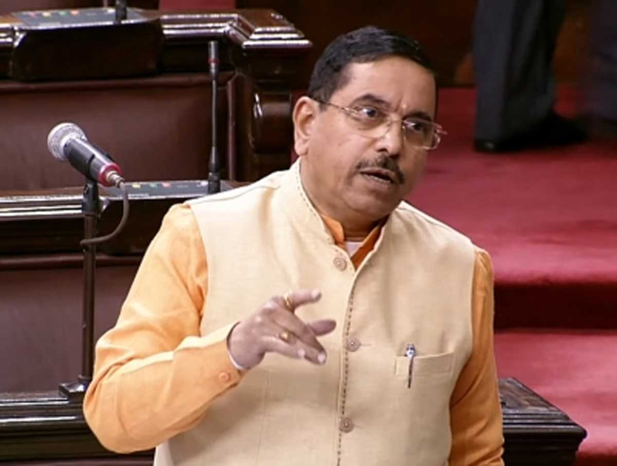 क्या भारत की तैयारियों की जानकारी चीन को देना चाहती है कांग्रेस : प्रल्हाद जोशी क्या भारत की तैयारियों की जानकारी चीन को देना चाहती है कांग्रेस : प्रल्हाद जोशी